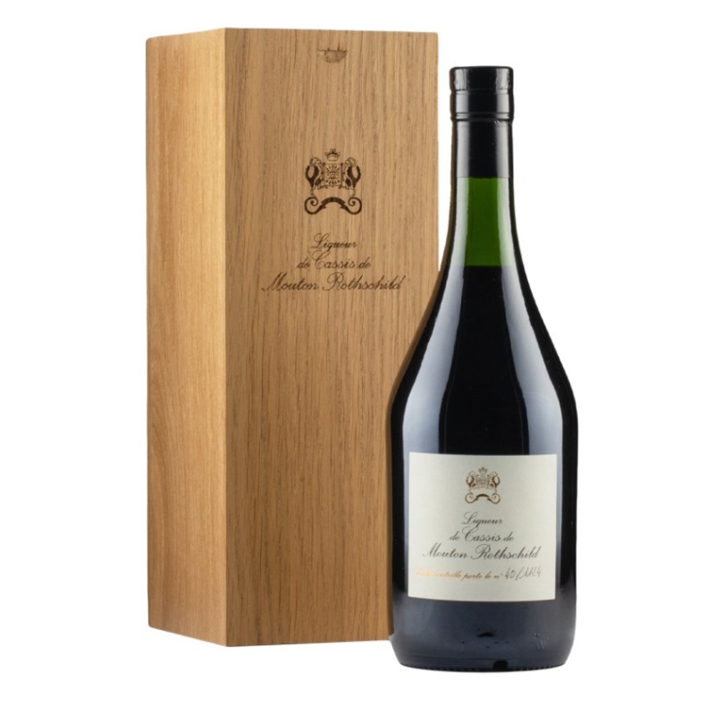 de Cassis de Mouton Rothschild Liqueur | 700ML